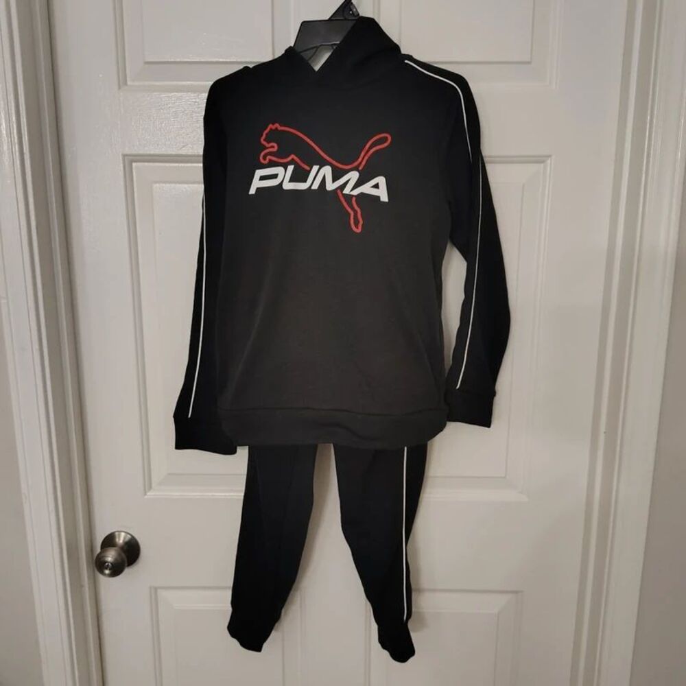 Boys Puma 2 Piece Warmup Suit Size 10/12